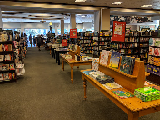 Second hand bookshops in San Jose