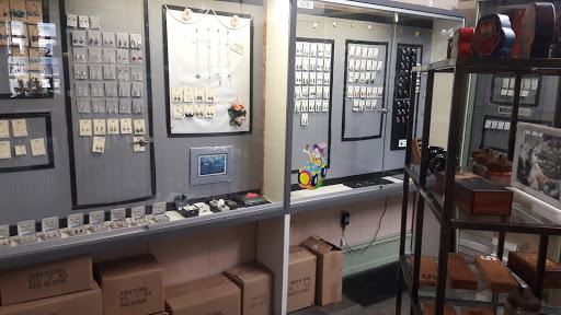 Boutique «Su Casa Boutique», reviews and photos, 1041 N Cedar St, Lansing, MI 48906, USA