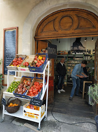 Atmosphère du Sandwicherie Saveurs et Terroirs à Arles - n°18