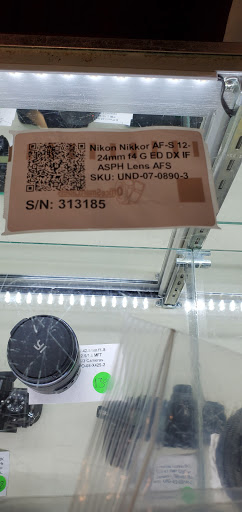 Camera Store «Roberts Camera», reviews and photos, 220 E St Clair St, Indianapolis, IN 46204, USA