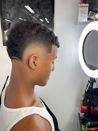 Barber Shop «Famous Barbershop 2», reviews and photos, 36184 US-27, Haines City, FL 33844, USA