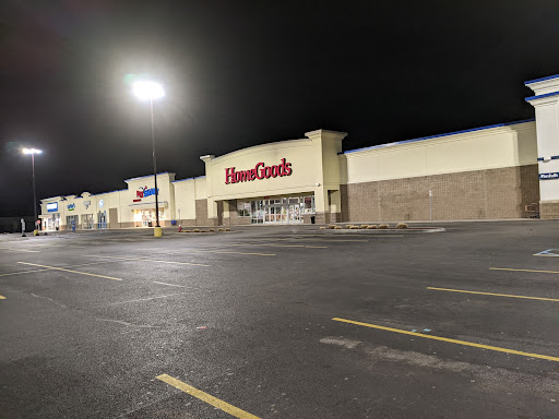 Department Store «Marshalls and HomeGoods», reviews and photos, 5245 Monroe St, Toledo, OH 43623, USA