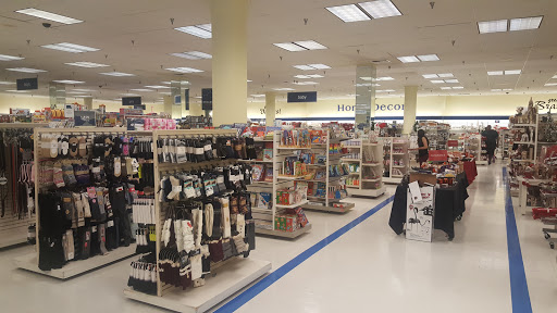 Department Store «Marshalls», reviews and photos, 3525 W Carson St, Torrance, CA 90503, USA