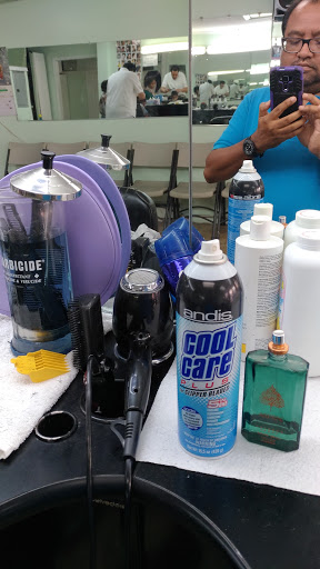 Beauty Salon «Muskan Beauty Parlor», reviews and photos, 157 Tonnelle Ave, Jersey City, NJ 07306, USA