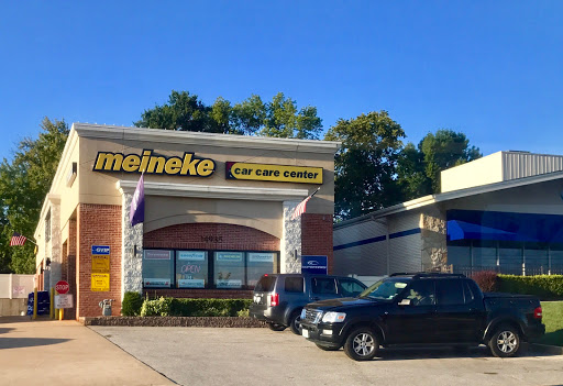 Auto Repair Shop «Meineke Car Care Center», reviews and photos, 14935 Manchester Rd, Ballwin, MO 63011, USA