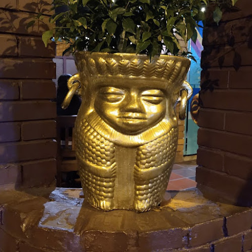 a dos cuadras de la estación del tren, Cra. 10a #5 - 100, Zipaquirá, Cundinamarca