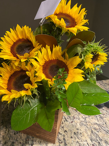 Florist «Flowers & Gifts of Altamonte», reviews and photos, 983 E Altamonte Dr, Altamonte Springs, FL 32701, USA