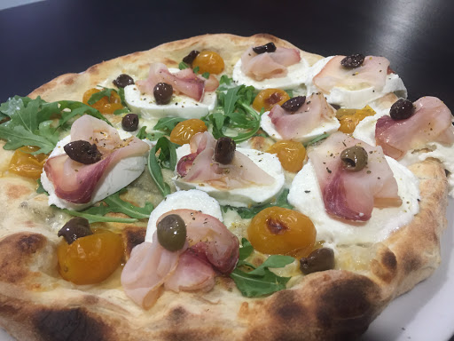 Pizzeria Fuori Orario in Cesano Maderno, Provincia di Monza e della Brianza