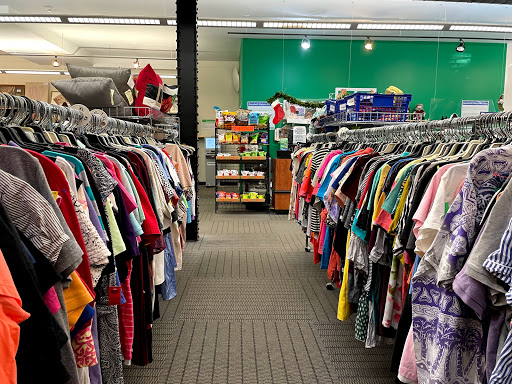 Donations Center «Goodwill Store and Donation Center», reviews and photos