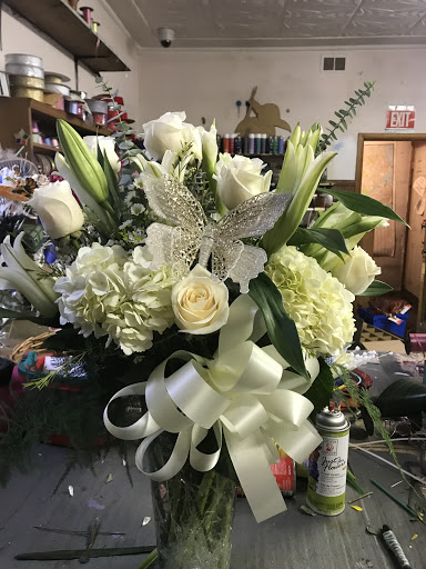 Florist «Buds & Blooms Florist», reviews and photos, 7407 Amboy Rd, Staten Island, NY 10307, USA