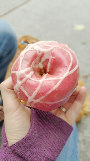 Donut Shop «Mighty-O Donuts Greenlake», reviews and photos, 2110 N 55th St, Seattle, WA 98103, USA