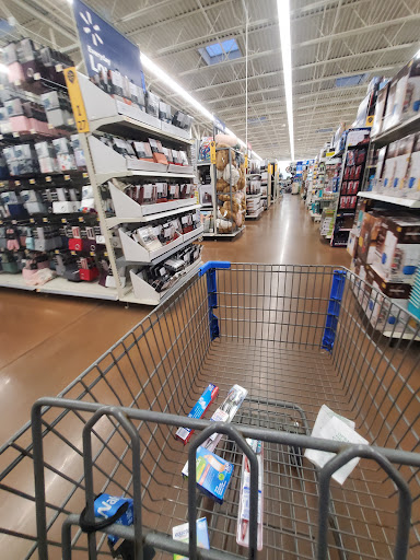 Department Store «Walmart Supercenter», reviews and photos, 4235 Veteran Dr, Geneseo, NY 14454, USA