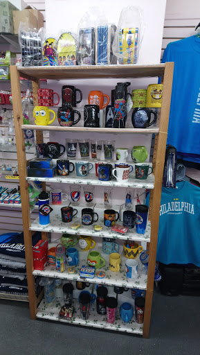 Gift Shop «Xenos Candy & Gifts», reviews and photos, 231 Chestnut St, Philadelphia, PA 19106, USA