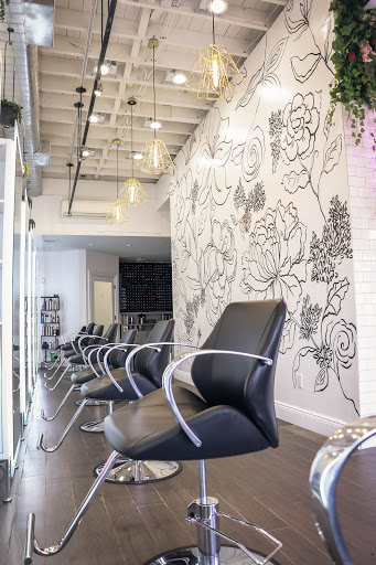 Beauty Salon «Beautiful People Salon», reviews and photos, 2207 Merrick Rd, Merrick, NY 11566, USA