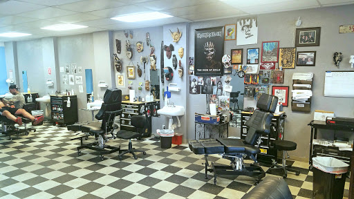Tattoo Shop «InkSylum Tattoo», reviews and photos, 1726 S Chambers Rd, Aurora, CO 80017, USA