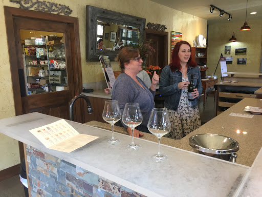 Winery «ROCO Winery», reviews and photos, 13260 NE Red Hills Rd, Newberg, OR 97132, USA