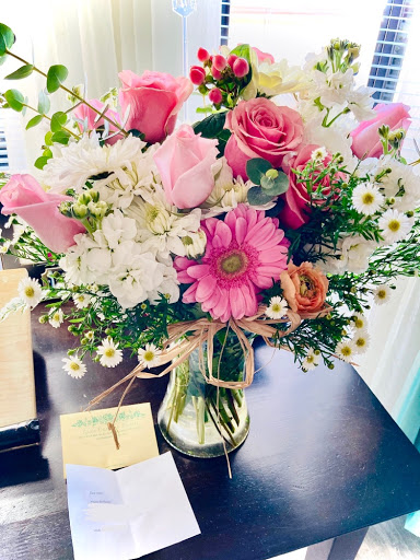 Florist «Louis Gardens Florist», reviews and photos, 1251 S Beach Blvd q, La Habra, CA 90631, USA