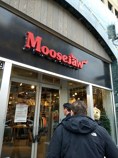 Outdoor Sports Store «Moosejaw», reviews and photos, 439 W 47th St, Kansas City, MO 64112, USA