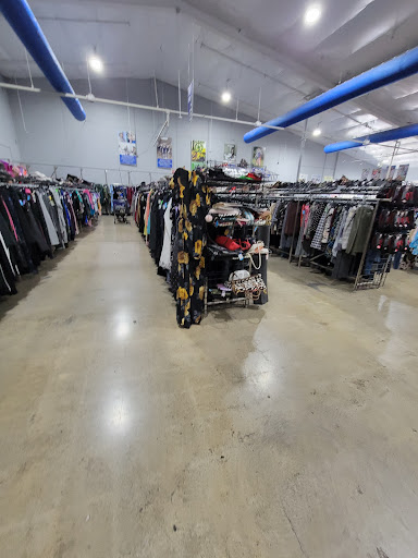 Thrift Store «Goodwill of Silicon Valley», reviews and photos, 311 W Calaveras Blvd, Milpitas, CA 95035, USA
