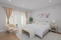 DmytroF Real Estate Photography - Photo 8 - Car repair in , Paterson