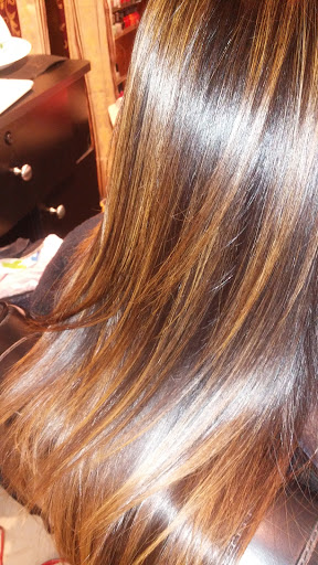 Hair Salon «Hair Healers Beauty Salon», reviews and photos, 2626 SW 9th St, Miami, FL 33135, USA