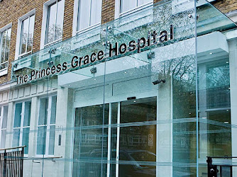 Private Breast Cancer Surgeon Specialist and Doctor near me in London Harley Street.