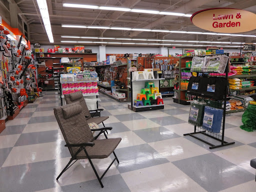 Hardware Store «Vero Beach Hardware», reviews and photos, 3555 9th St SW, Vero Beach, FL 32968, USA