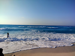 Zdjęcie Al Marwa Beach z proste i długie