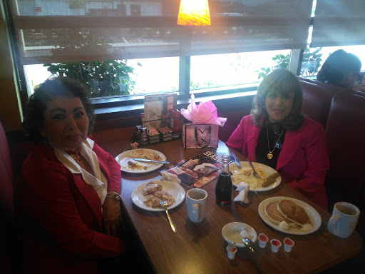 Dennys image