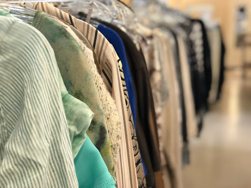 Thrift Store «Snowline Hospice Thrift Store Folsom», reviews and photos, 616 E Bidwell St, Folsom, CA 95630, USA