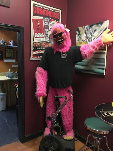 Tattoo Shop «Stained in pain tattoos», reviews and photos, 4211 N Milwaukee Ave, Chicago, IL 60641, USA