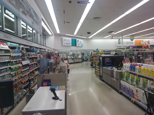 Walgreens, 605 S Pinellas Ave, Tarpon Springs, FL 34689, USA, 