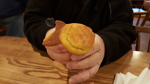 American Restaurant «Cracker Barrel Old Country Store», reviews and photos, 275 Brenton Way, Shepherdsville, KY 40165, USA