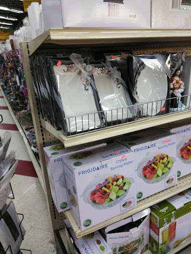 Variety Store «Dollar Castle», reviews and photos, 29611 Ford Rd, Garden City, MI 48135, USA