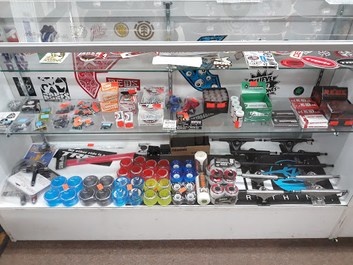 Bicycle Store «ADT Bike & Skate Shop (Arc De Triomphe Inc)», reviews and photos, 114-01 Jamaica Ave, Richmond Hill, NY 11418, USA