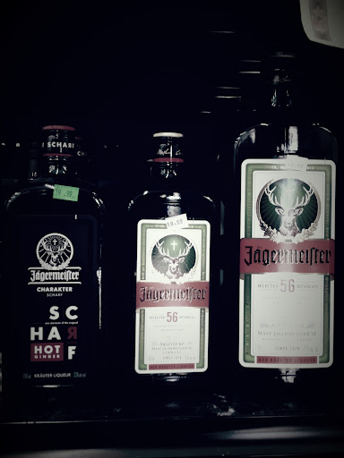 Tobacco Shop «Discount Tobacco Outlet & Liquor», reviews and photos, 200 N US Highway 17 92, Longwood, FL 32750, USA