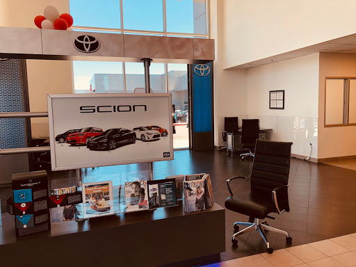 Toyota Dealer «Toyota Town of Stockton», reviews and photos, 2150 E Hammer Ln, Stockton, CA 95210, USA