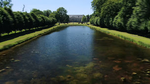 Photo n°2 de Journées de la Rose à Fontaine-Chaalis ()