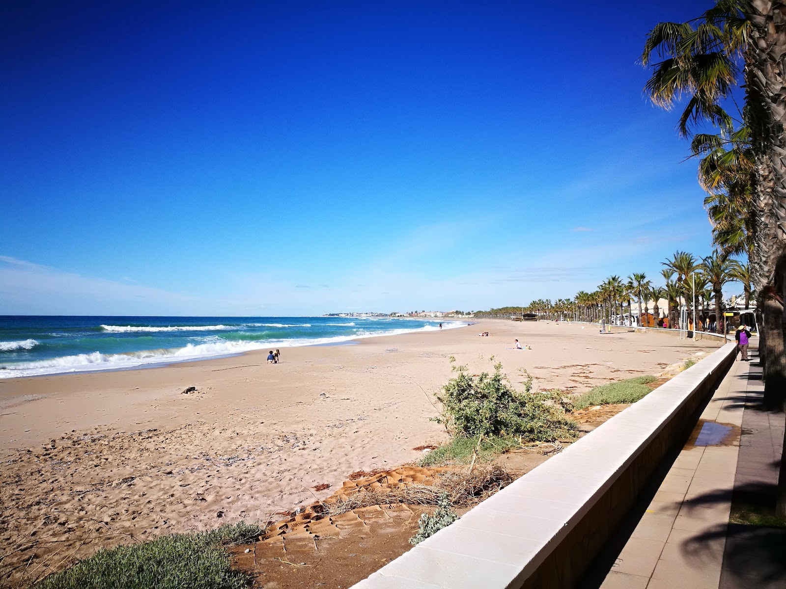 Platja Llarga'in fotoğrafı #44 ile birlikte