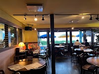 マーロウ 秋谷本店