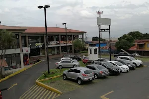 Centro Comercial Plaza Real, Escazu image