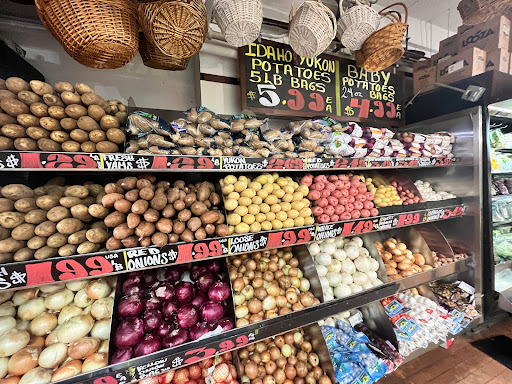 Grocery Store «Westside Market NYC», reviews and photos, 77 7th Ave S, New York, NY 10011, USA