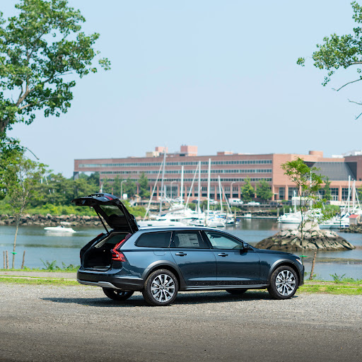 Car Dealer «Riley Volvo Cars Stamford», reviews and photos, 107 Myrtle Ave, Stamford, CT 06902, USA