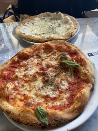 Pizza du Restaurant italien IT - Italian Trattoria Marseille Vieux Port - n°2