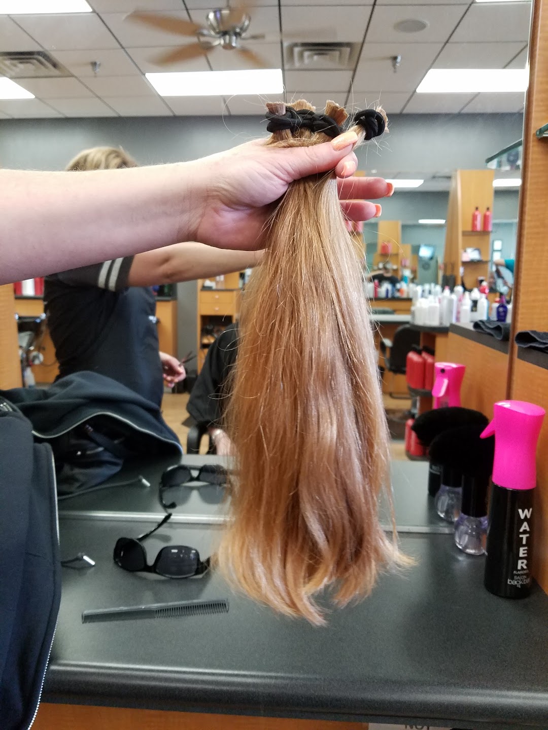 Fantastic Sams Cut & Color