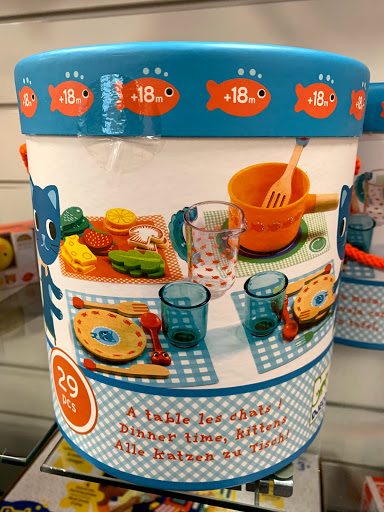 Toy Store «San Marino Toy & Book Shoppe», reviews and photos, 2476 Huntington Dr, San Marino, CA 91108, USA