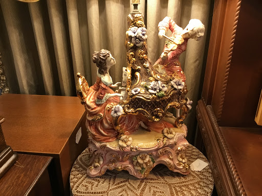 Used Furniture Store «Barrington Resale Shop», reviews and photos, 2214 E Algonquin Rd, Algonquin, IL 60102, USA