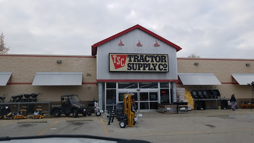 Tractor Supply Co., 7409 County Rd 311, Sellersburg, IN 47172, USA, 