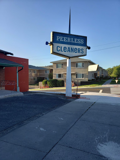Cleaners «Peerless Cleaners», reviews and photos, 698 Forest St, Reno, NV 89509, USA