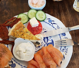 Louise Chérie Café photo